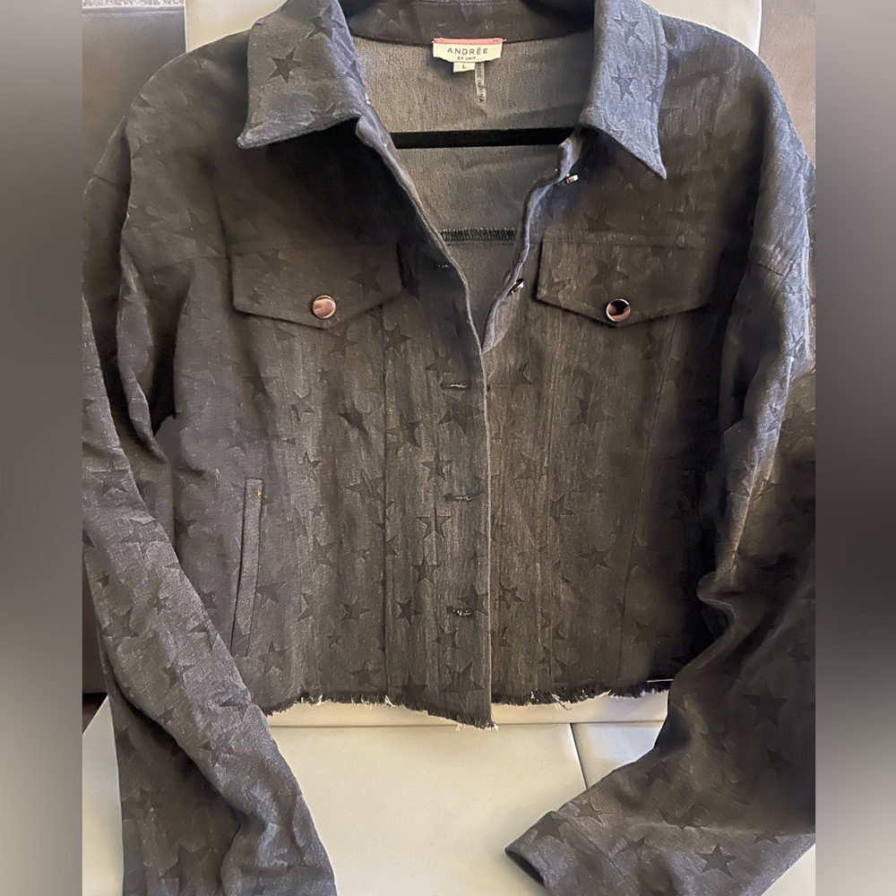 ANDREE BY UNIT Black Star Jean Jacket